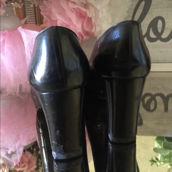 Chanel - Picture 4 of 5